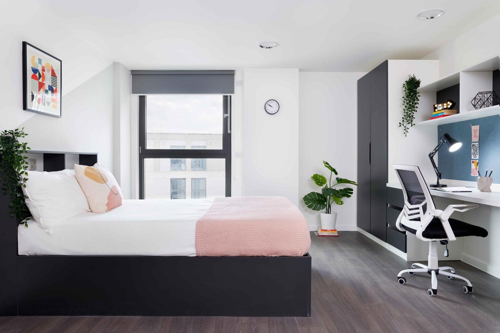 Joivy Trendy Aparthotel Units In Westfield-Adults Only Эдинбург Экстерьер фото