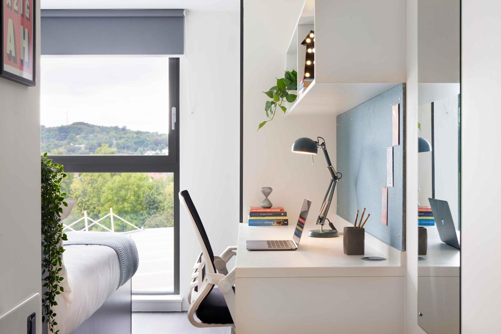 Joivy Trendy Aparthotel Units In Westfield-Adults Only Эдинбург Экстерьер фото