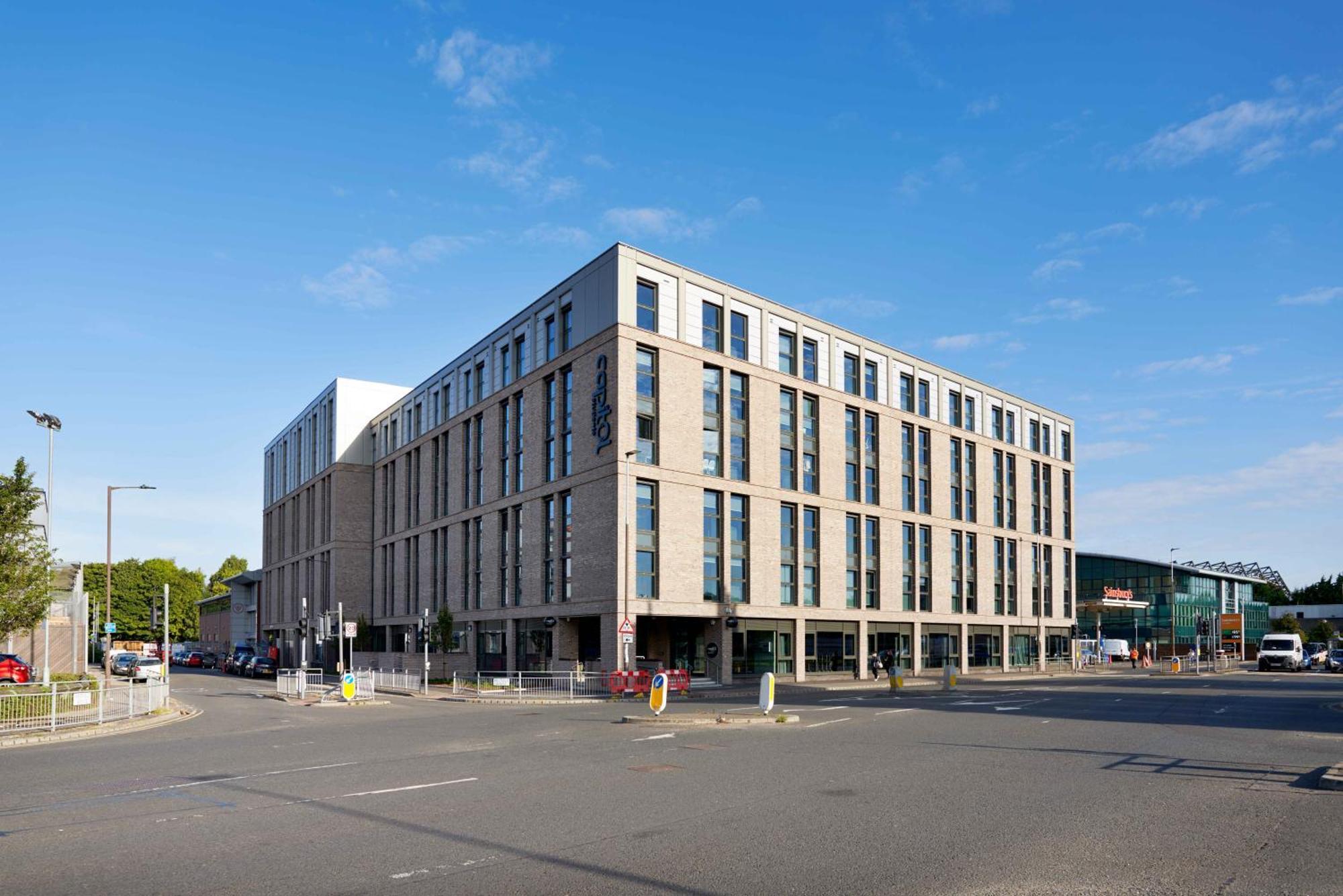 Joivy Trendy Aparthotel Units In Westfield-Adults Only Эдинбург Экстерьер фото